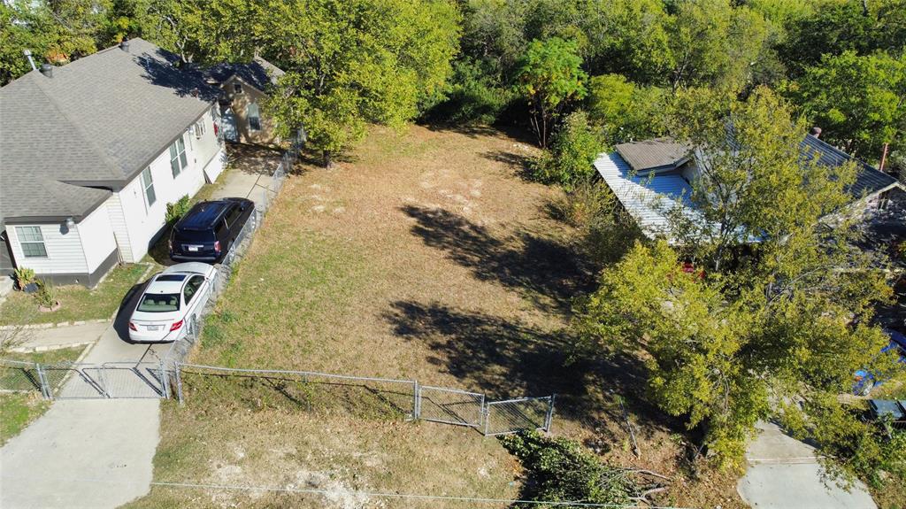 DALLAS SUBD - Land
