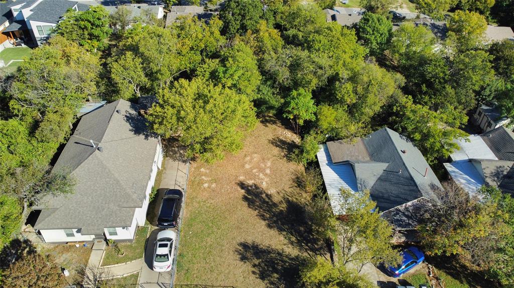 DALLAS SUBD - Land