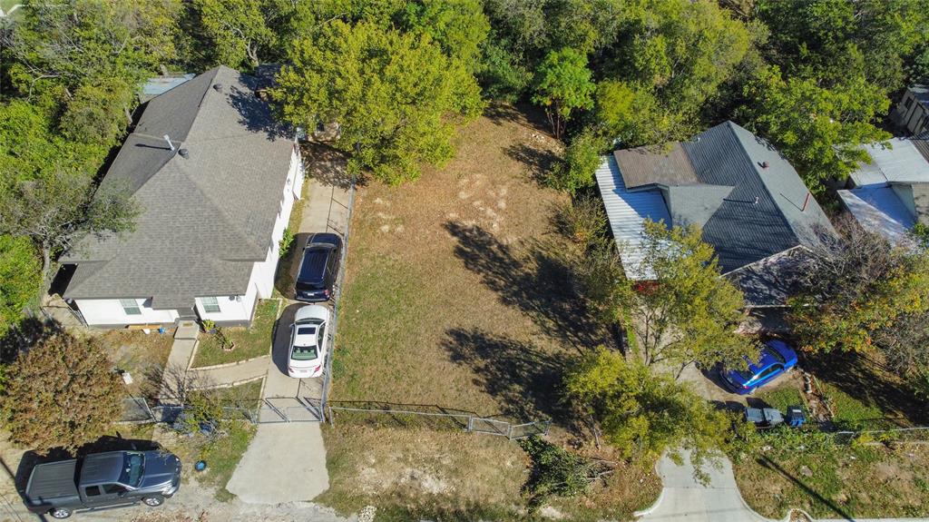 DALLAS SUBD - Land