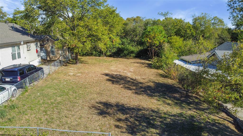 DALLAS SUBD - Land