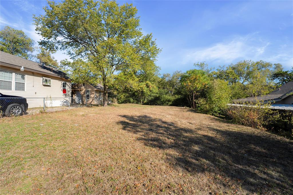 DALLAS SUBD - Land