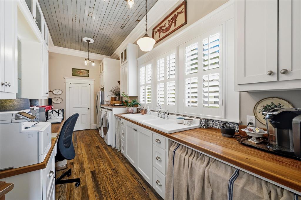 Town - Waxahachie - Residential