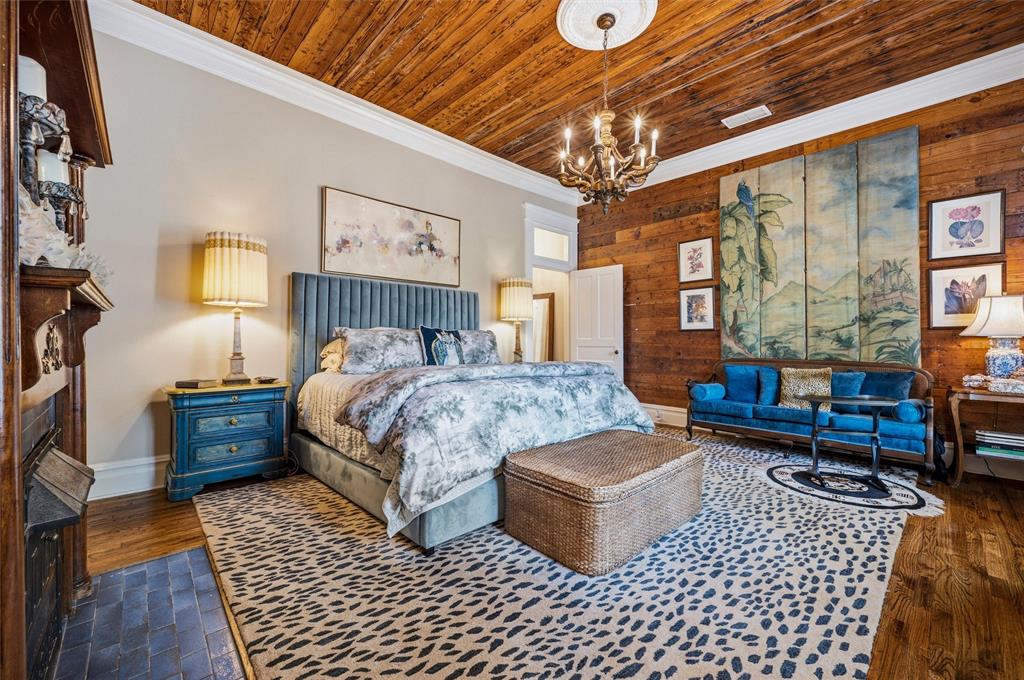 Town - Waxahachie - Residential