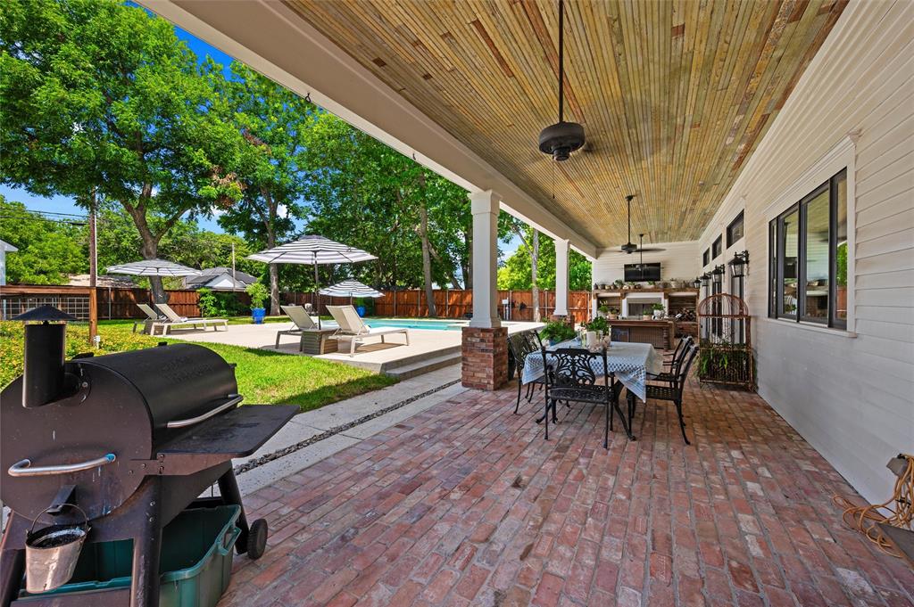 Town - Waxahachie - Residential