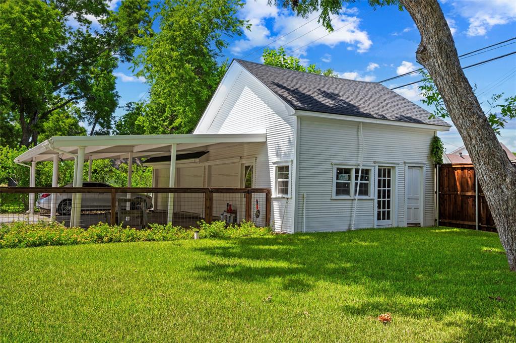 Town - Waxahachie - Residential