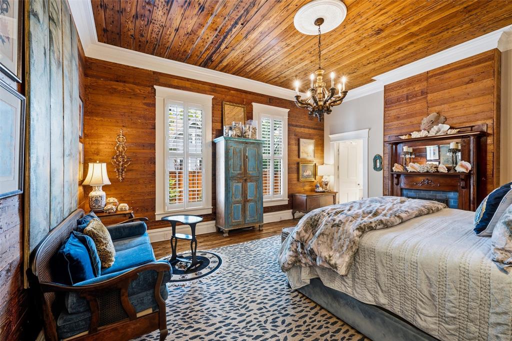 Town - Waxahachie - Residential