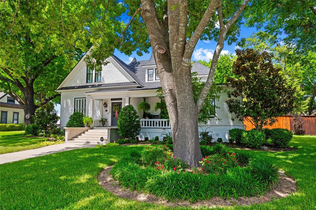 Town - Waxahachie - Residential