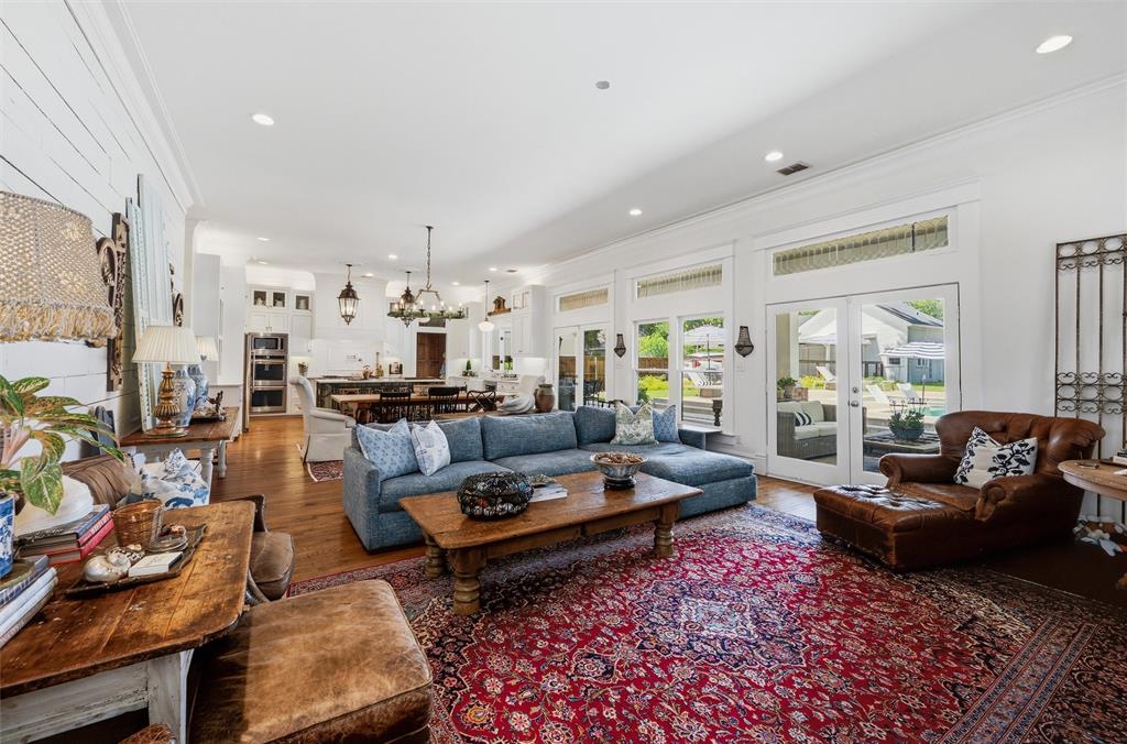 Town - Waxahachie - Residential