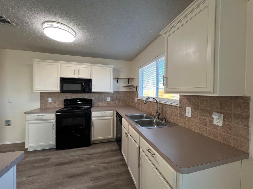 Falcon Ridge - Residential Lease