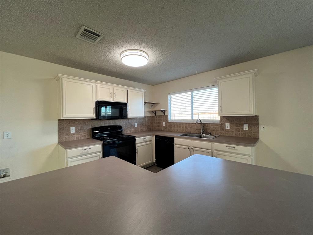 Falcon Ridge - Residential Lease