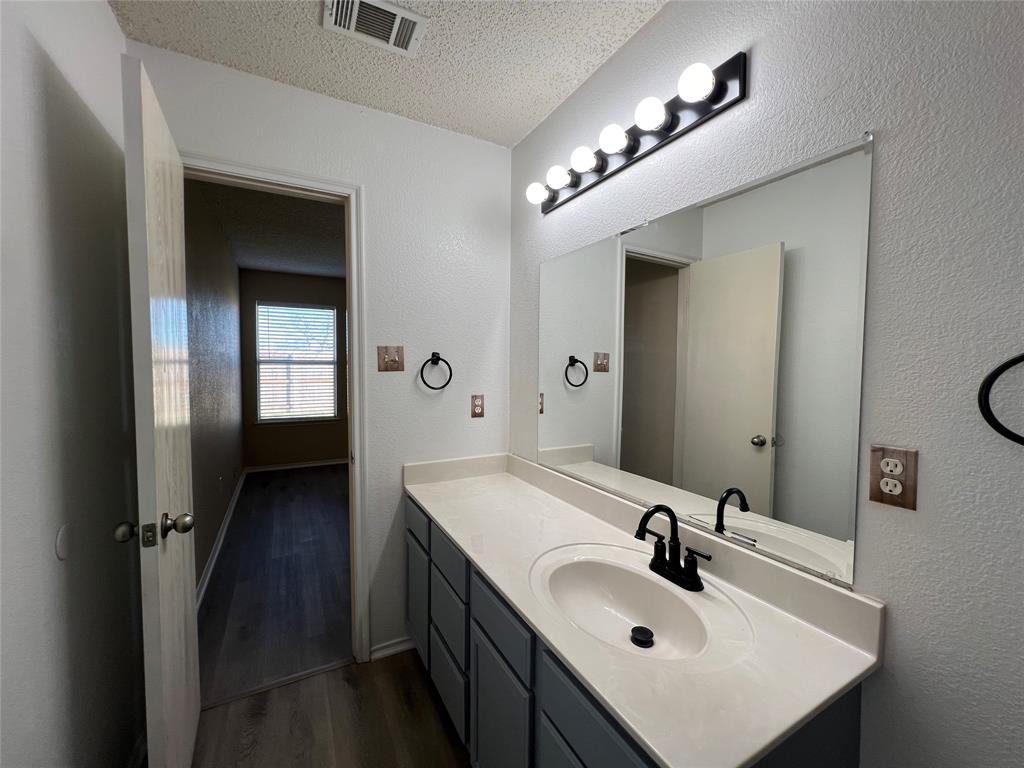 Falcon Ridge - Residential Lease