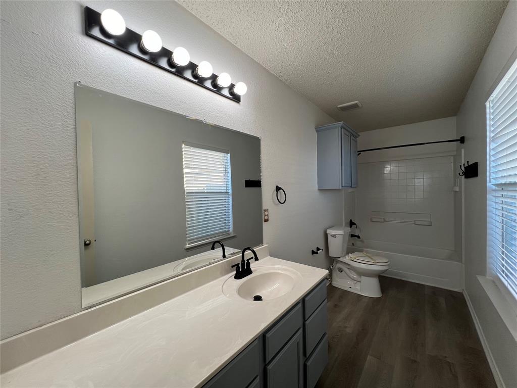 Falcon Ridge - Residential Lease