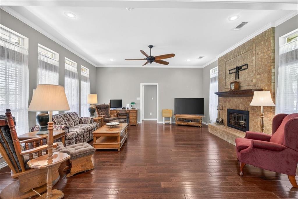 Woodhollow Sub - Residential