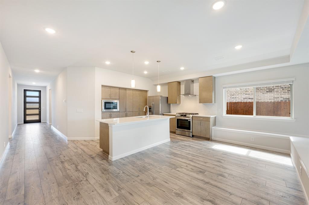 Hulen Trails Elements - Residential
