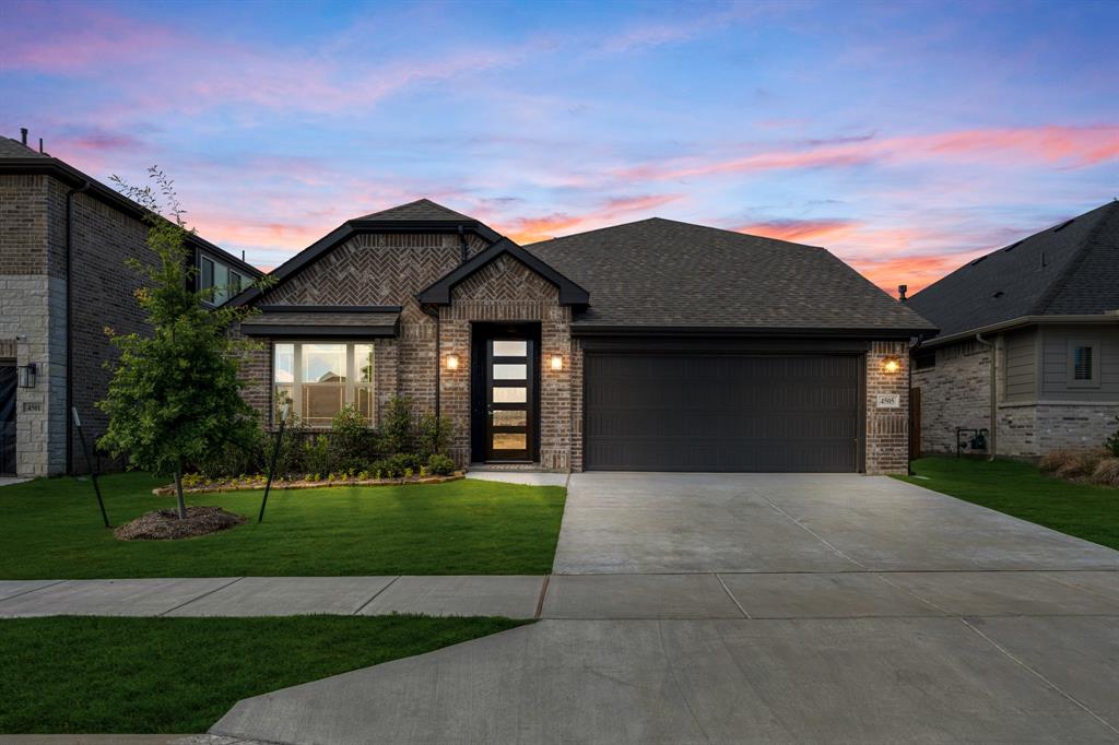 Hulen Trails Elements - Residential