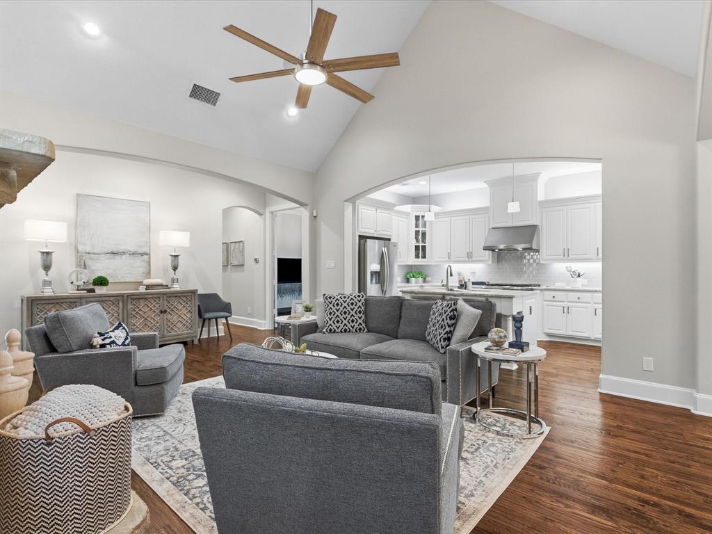 Castle Hills Golf Course - Residential