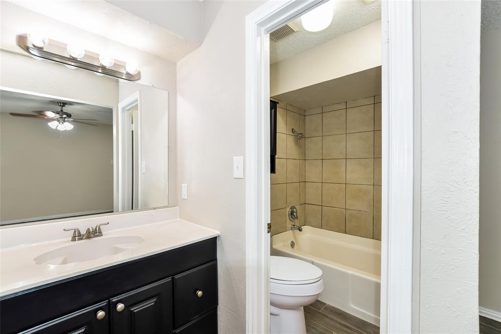 Buckingham Village Estates - Residential Lease