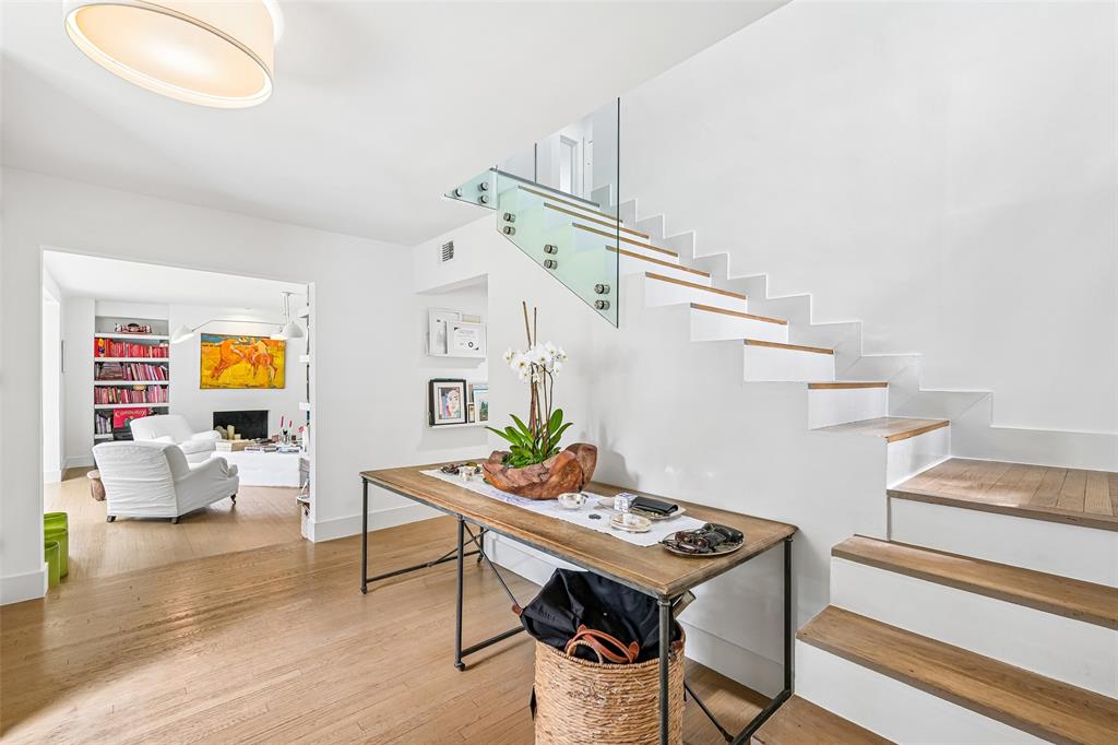 Highland Park West 05 Instl - Residential