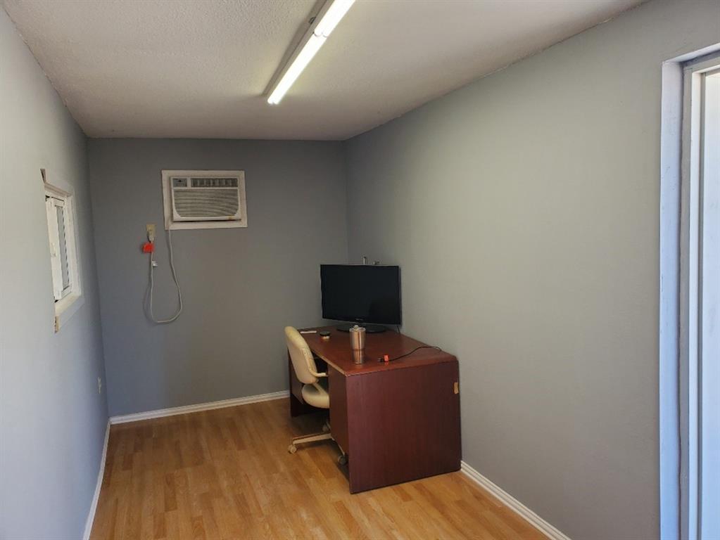 J Redon Surv Abs #1263 - Commercial Lease