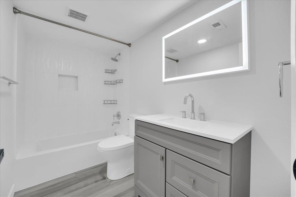 Shorewood Park Estates - Residential