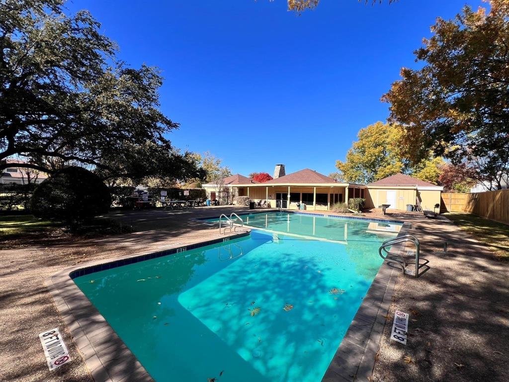 Shorewood Park Estates - Residential