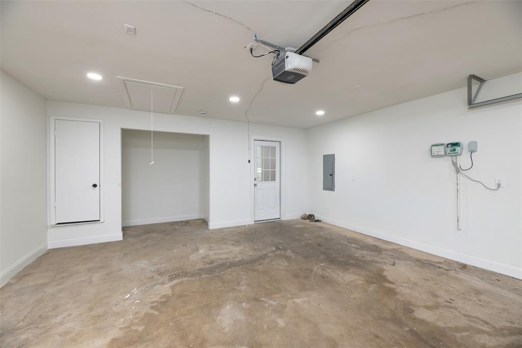 Euless Main Place Add - Residential
