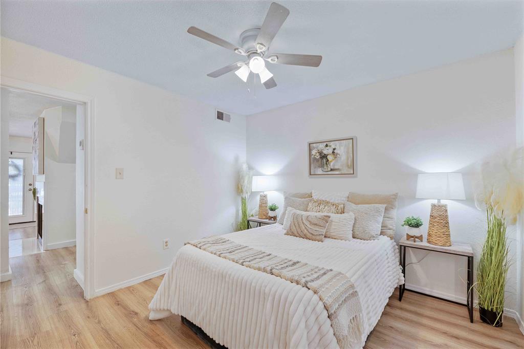 Arlington Oaks Condo - Residential