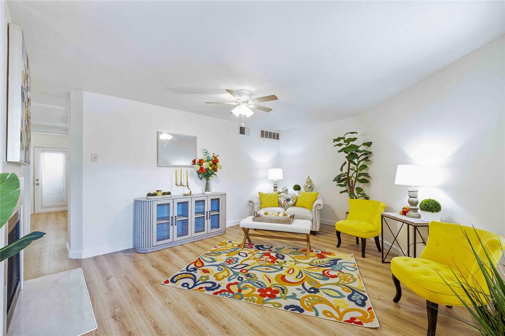 Arlington Oaks Condo - Residential