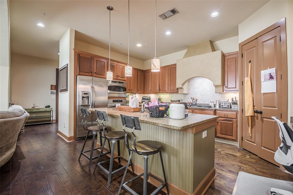 Positano Condo - Residential