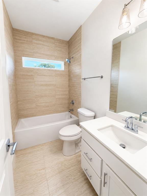 Russell Realty Companys Colon - Residential