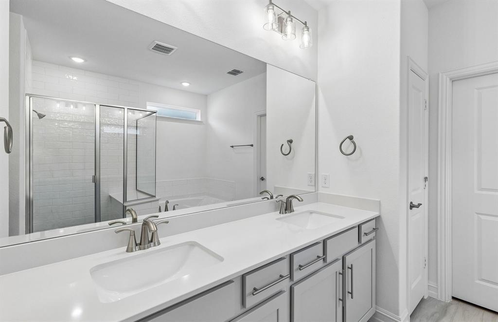 Del Webb Trinity Falls - Residential