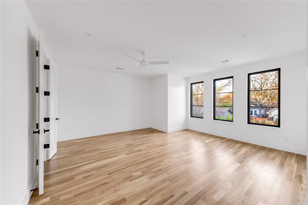 V W Greenwades - Residential