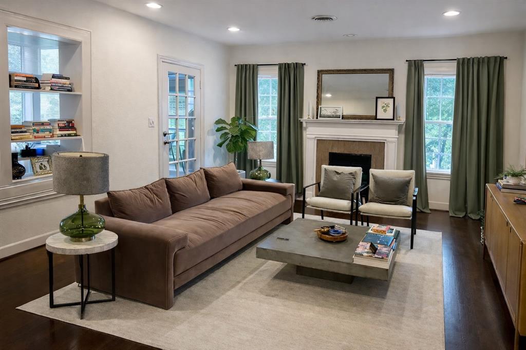 University Place - Residential Income