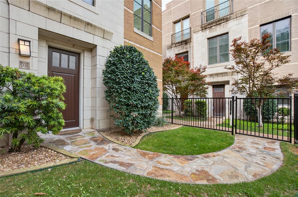 Vine Condos - Residential