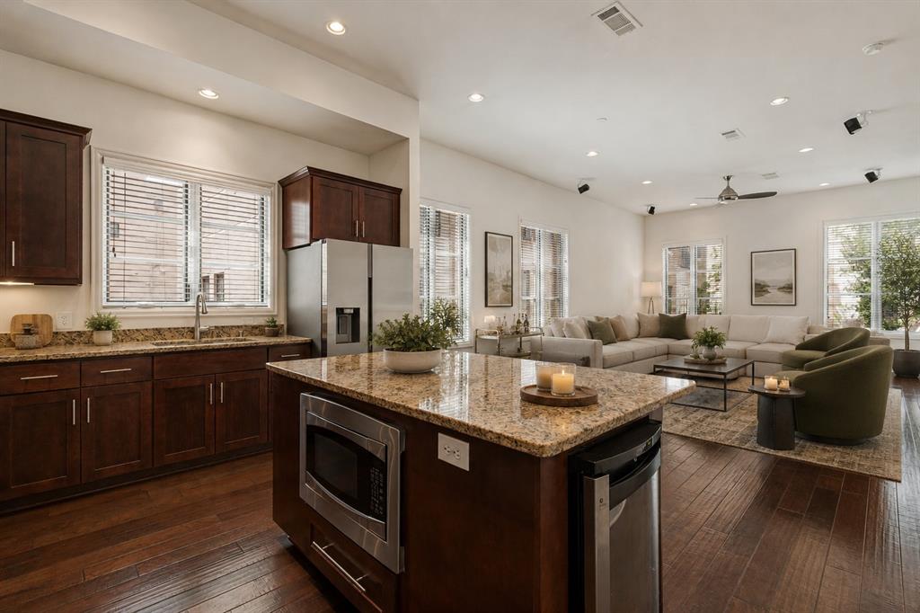 Vine Condos - Residential