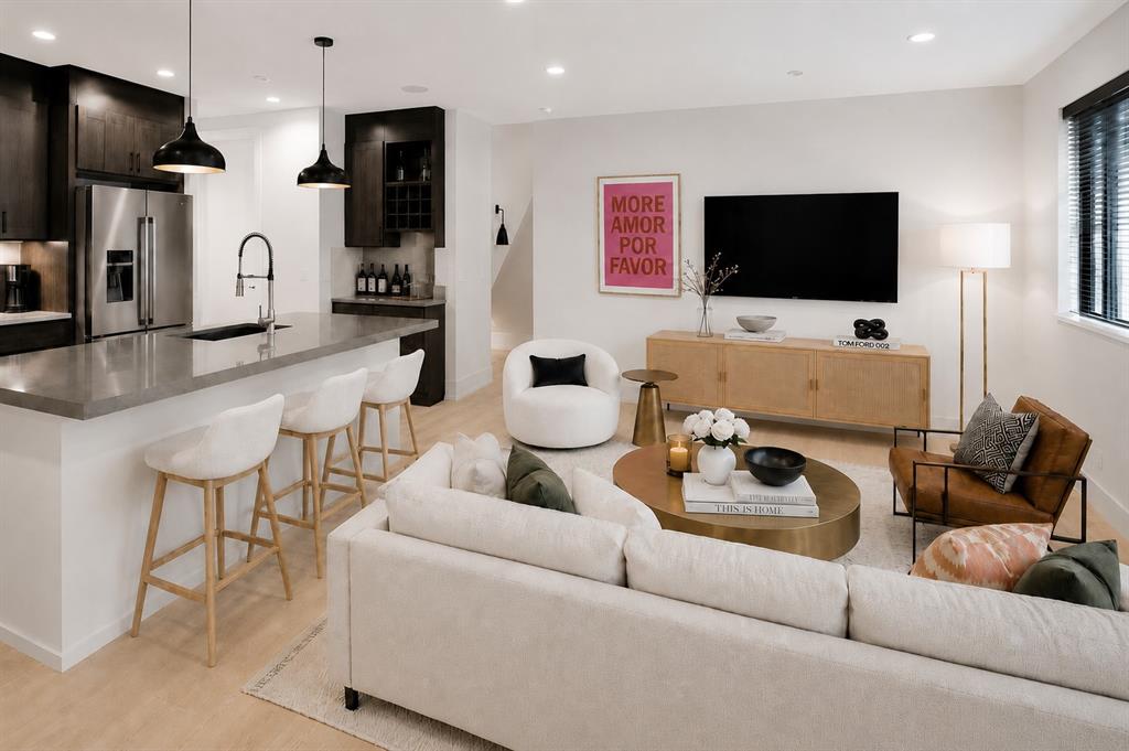 Munger Place - Residential