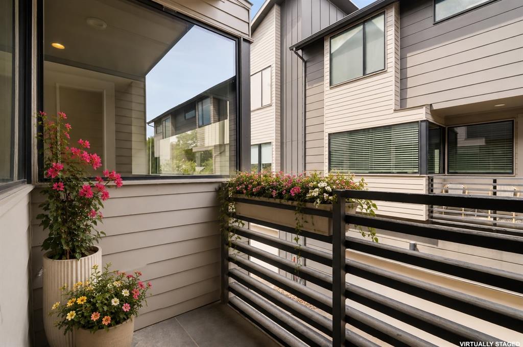 Munger Place - Residential