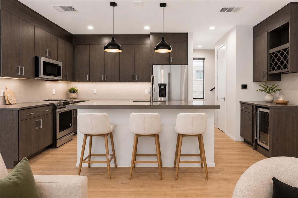 Munger Place - Residential
