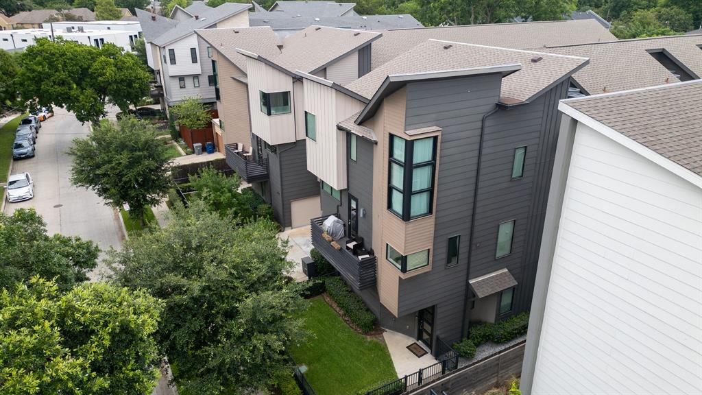 Munger Place - Residential