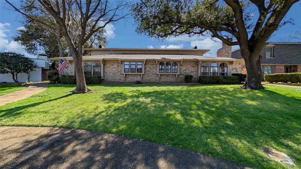 Nestled in a culdesac and very quiet