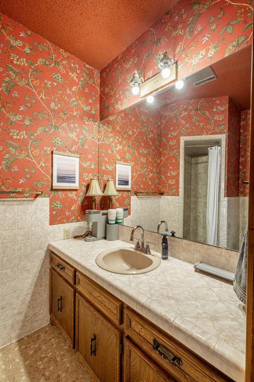 Jolly Rogers - Residential