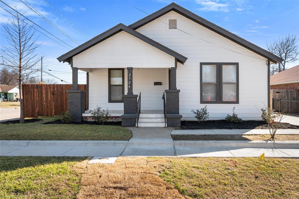 Welcome to this charming 1927 craftsman home located less than ten minutes from downtown Fort Worth. Upon walk up, you are greeted with a yesteryear front porch. Ready for coffee in the morning or iced tea in the evening!
Living and dining areas are large and super spacious in size. Twenty seven twenty four also features solid hard wood flooring though out the home and upgraded granite in the kitchen. All three bedrooms are roomy with ample hanging closets. One of the bathrooms has been completely remodeled and the second is a brand new addition to the home. Washer and dryer plugins have been adjusted to accommodate stackable units for prime efficiency and space. Kitchen is quaint and ready for its new home owner to make it their own. 
In addition, home has a new privately placed wooden fence surrounding the yard and large, sturdy built in patio covering. Perfect and ready for a playscape and or summer cookouts. Garage is detached and driveway has been repaved for a smooth drive up.
Must see to appreciate. Pride in ownership shows!
