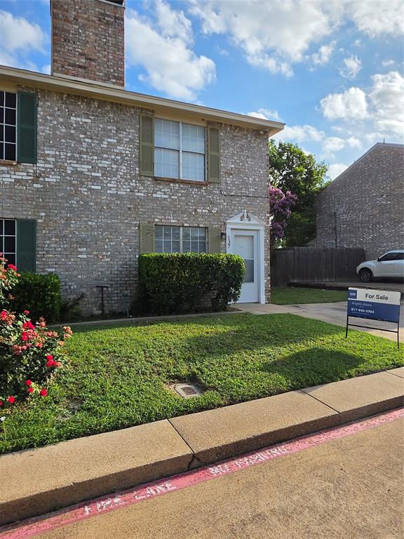 Graystone Twnhms - Residential