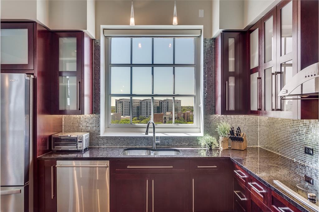 One Montgomery Plaza Residence Condo - Residential