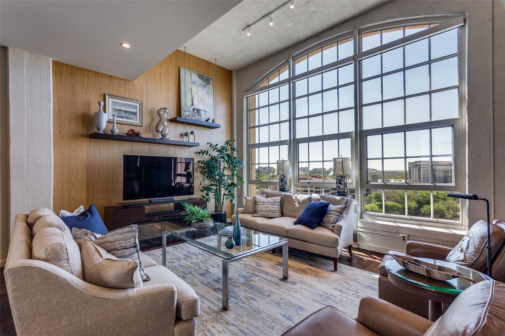 One Montgomery Plaza Residence Condo - Residential