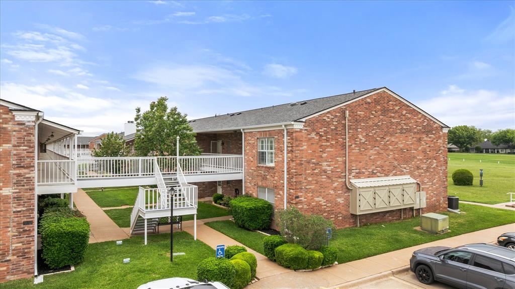 Fairway Condos - Residential