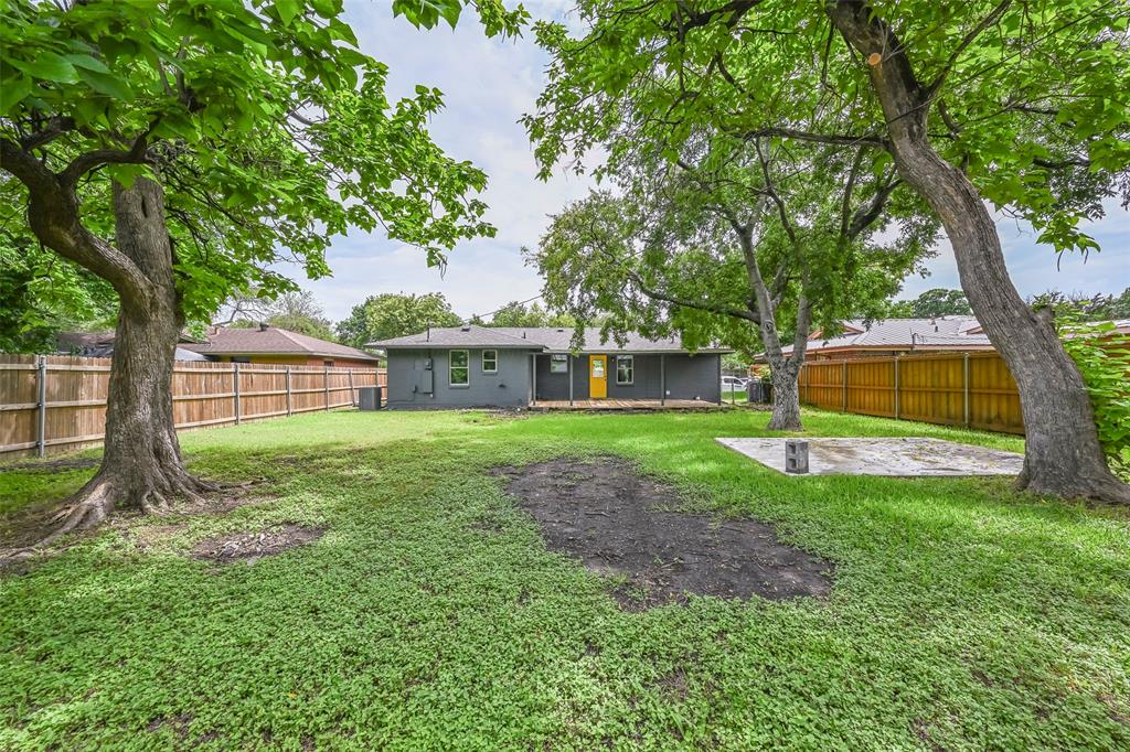 Cloverdale 06 - Residential
