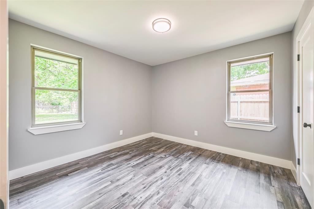 Cloverdale 06 - Residential