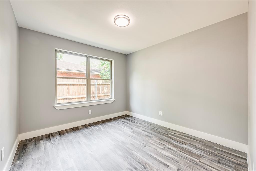 Cloverdale 06 - Residential