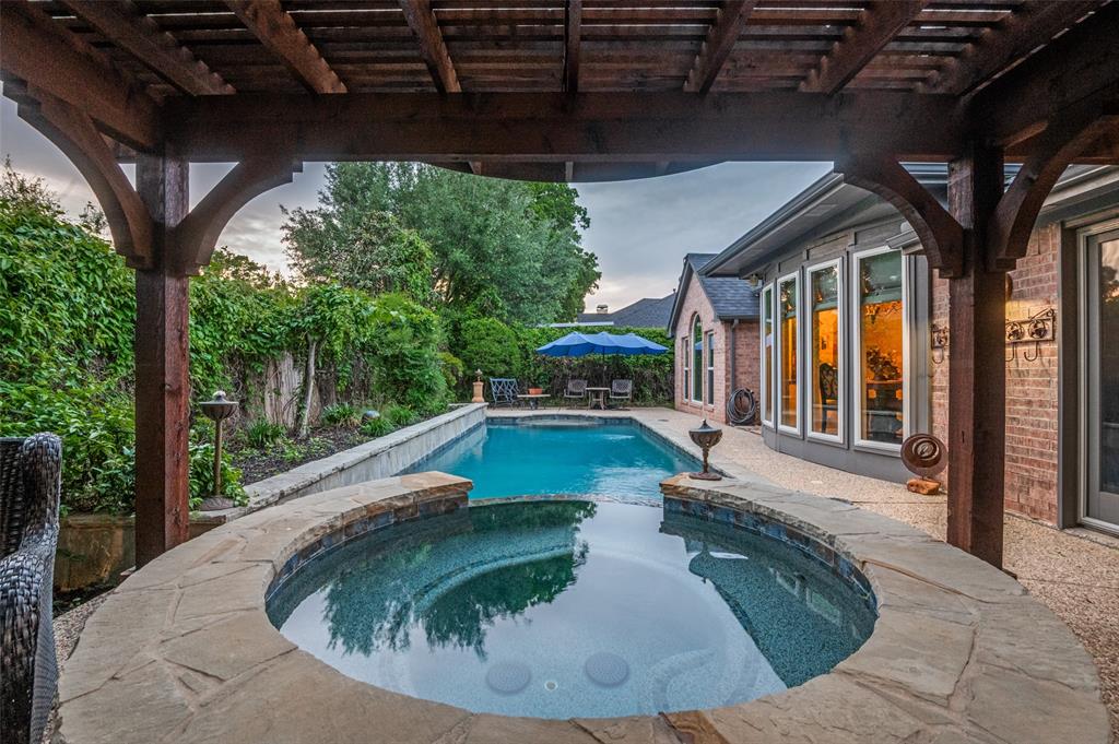 VILLAGE OF WALNUT CREEK - Residential